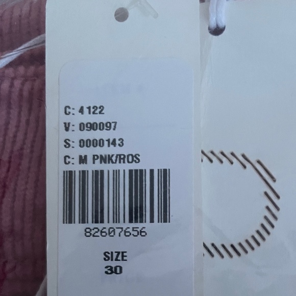 Brand New Women's Pink The Yaya Mid-Rise Corduroy Crop Flare Jeans by Pilcro - Picture 6 of 7